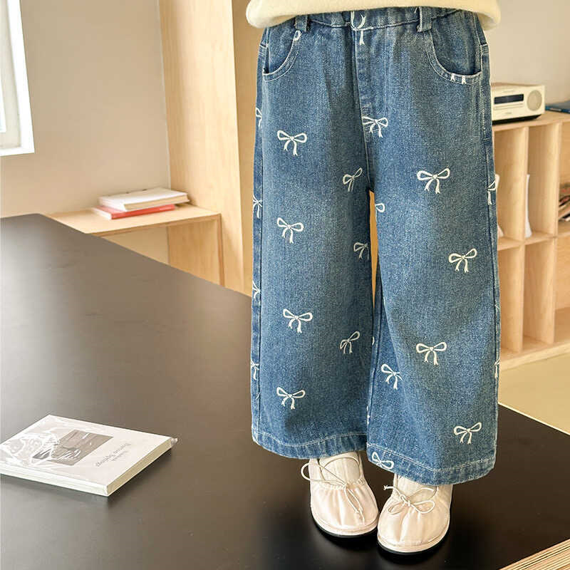 Girls Spring Autumn Jeans New  - огляд і ціна Baby Clothing Drawing